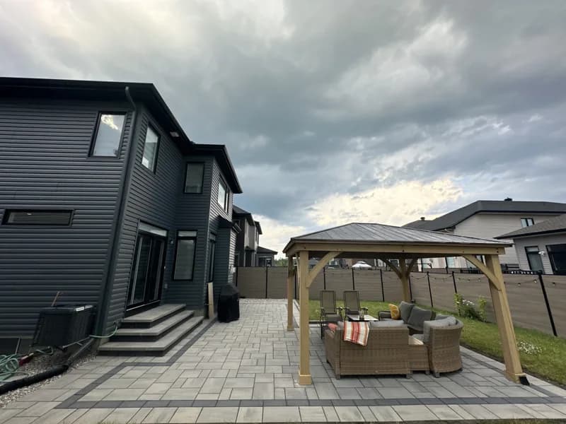 Pergola Patio & Outdoor Lounge — All Hands Pro, Ottawa